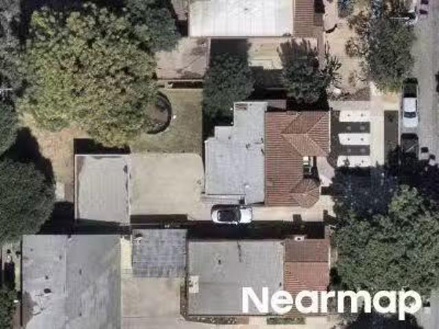 House for sale in Long Beach