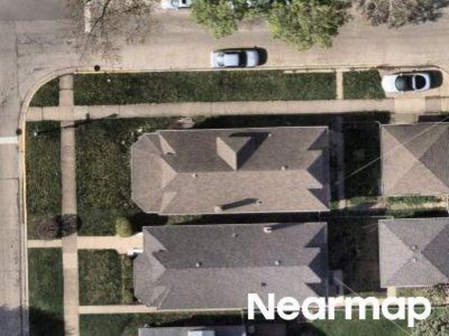 House for sale in Berwyn