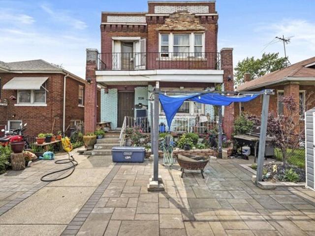 Apartment for sale in East Chicago