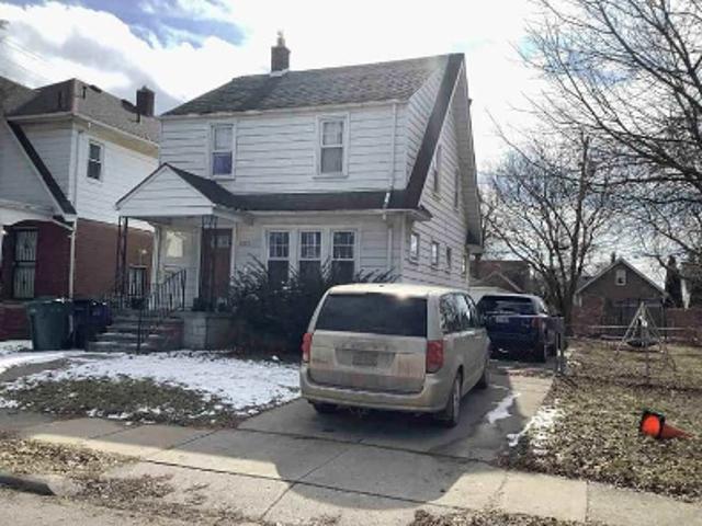 House for sale in Elmwood Park Subdivision, Lincoln Park