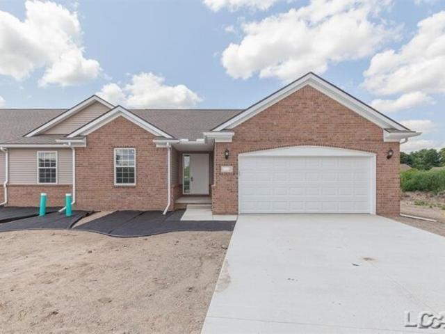 Condo for sale in Adrian