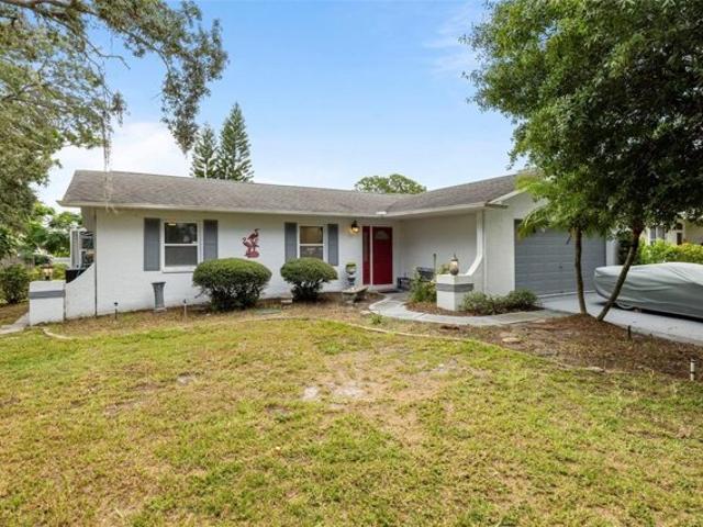 House for sale in Tarpon Springs