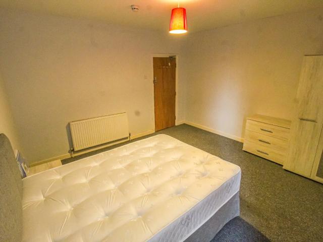 Room for rent in Hilltop, Ebbw Vale