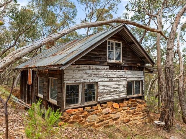 Land for sale in Chewton Bushlands, Victoria