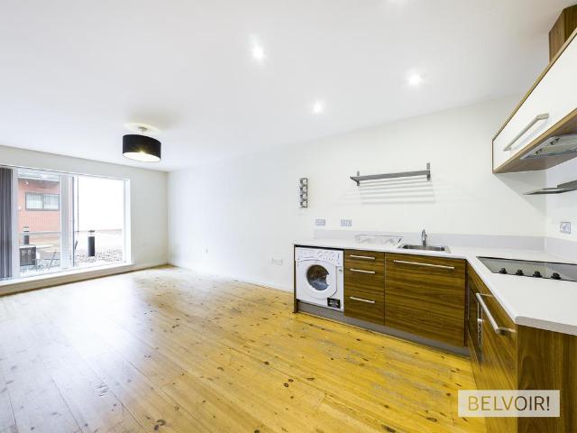 Apartment for rent in Park Central, Birmingham