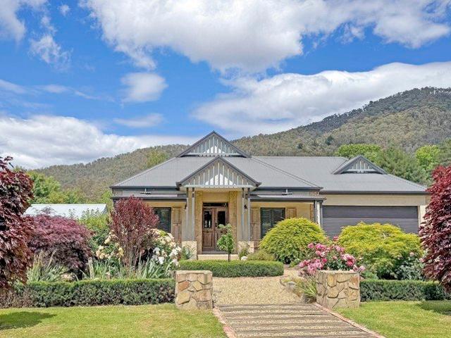 House for sale in Bright, Alpine Shire