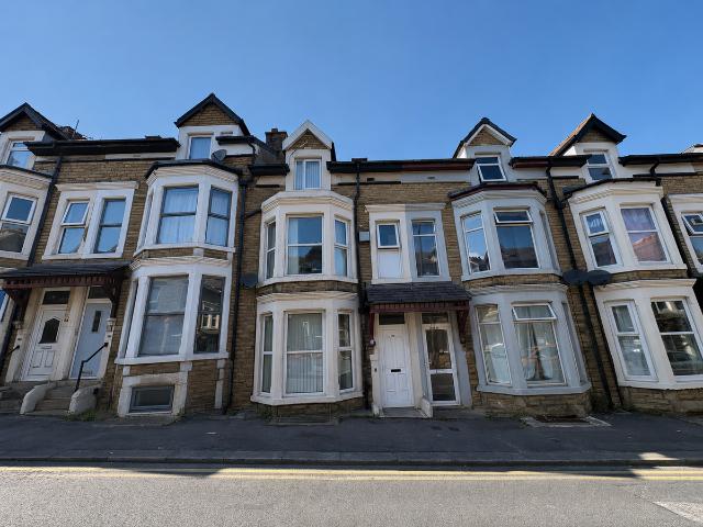 Apartment for rent in Poulton-le-Sands, Bare