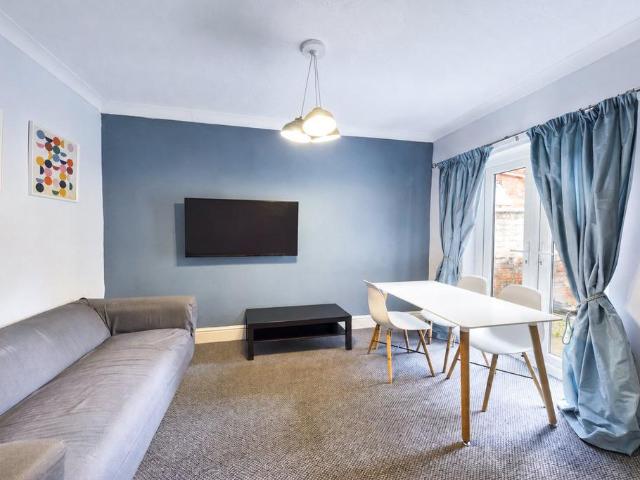 House for rent in Far Cotton and Delapre, Far Cotton