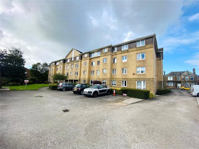 Apartment for rent in Poulton-le-Sands, Bare