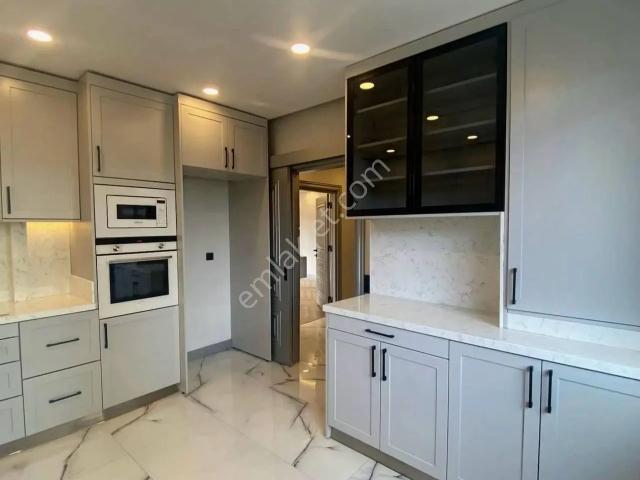 Menderes Mahallesi, Esenler içerisinde kiralık mülk