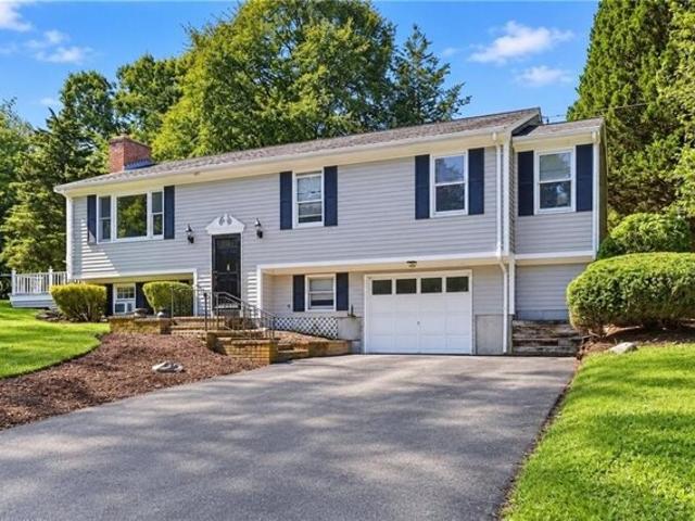 House for sale in Bristol, Bristol County