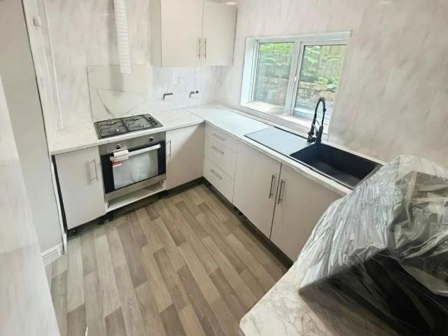 Room for rent in Pontypridd, Wales