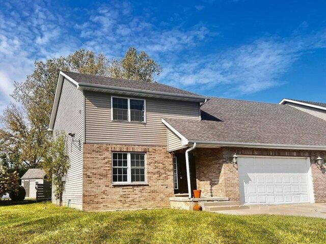 House for sale in Ottawa, Illinois