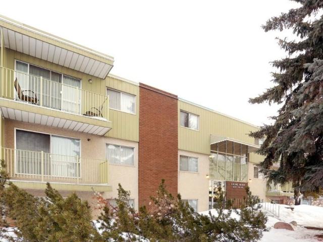 Apartment for rent in Wedgewood, Alberta