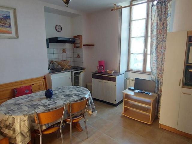 Maison vente à Aubusson, Évaux-les-bains
