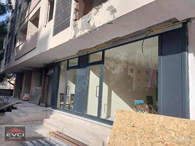 Kartal, İstanbul içerisinde satılık Dükkan