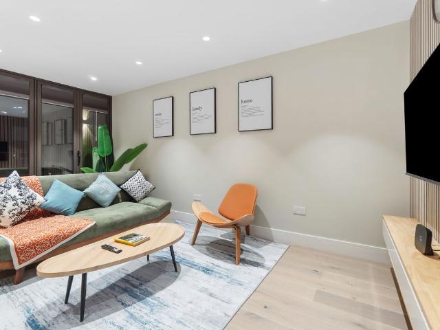 Apartment for rent in Nunhead, Greater London