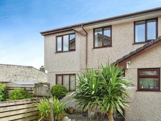 House for sale in Lamellion, Cornwall