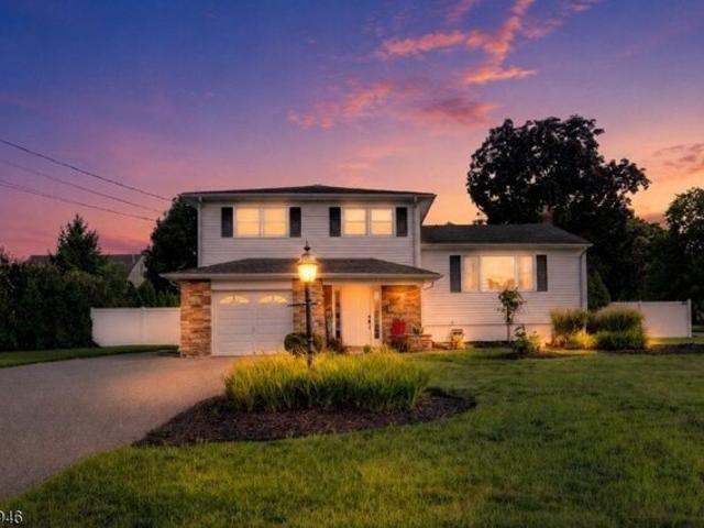 House for sale in Pompton Plains, Pequannock Township