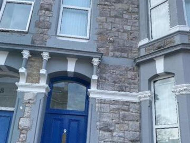House for rent in Follaton, Strode