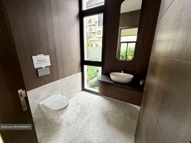 Detached House for sale