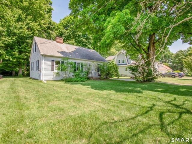 House for sale in Trumbull, Connecticut