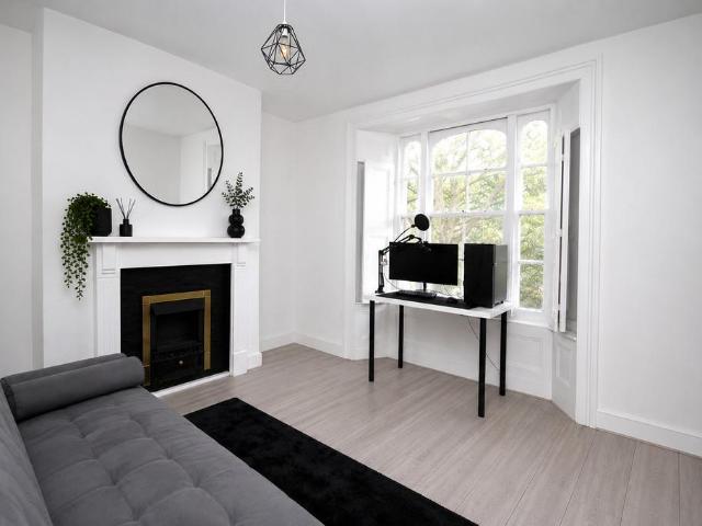 House for rent in London Borough of Lewisham, New Cross