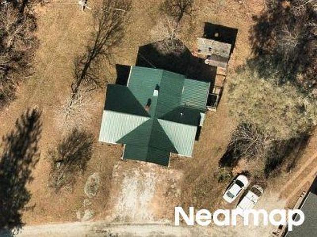 House for sale in Flat Rock