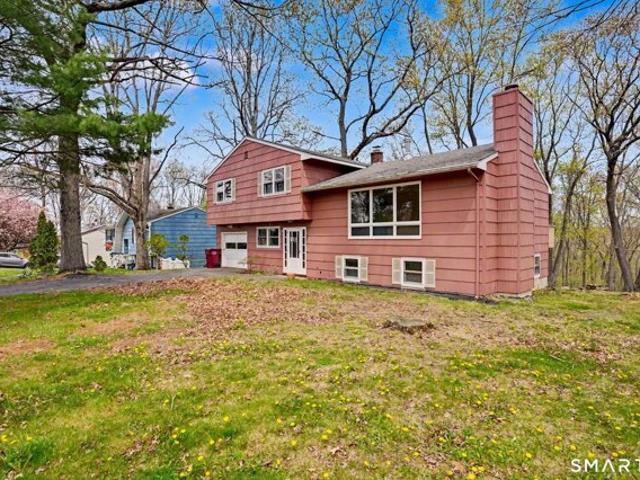 House for sale in Naugatuck, Connecticut