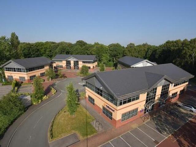 House for sale in Halton