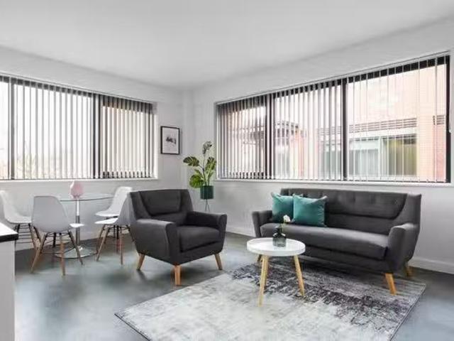 Apartment for rent in St Albans, Five Acres
