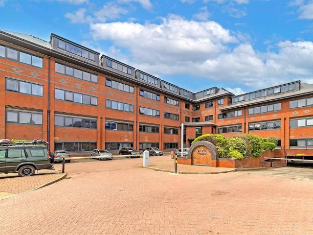 Apartment for rent in St Albans, Five Acres