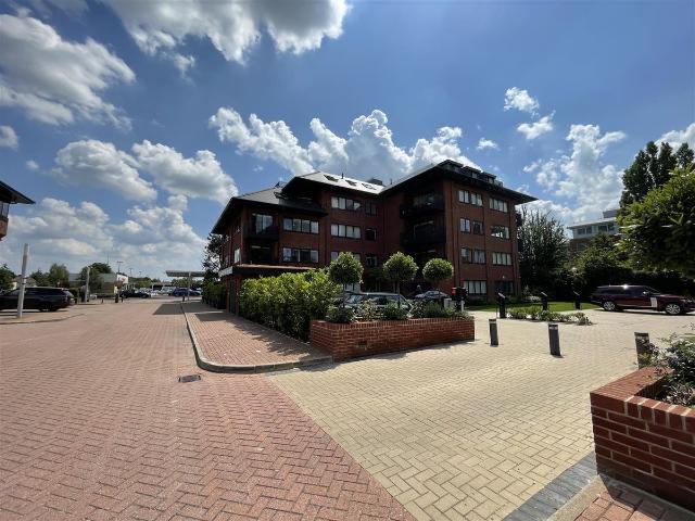 Apartment for rent in St Albans, Five Acres