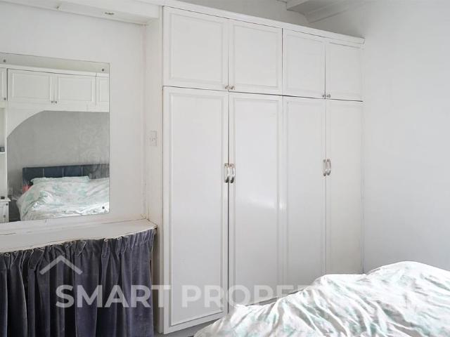 House for rent in Milnsbridge, West Yorkshire