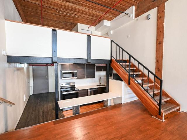 Apartment for rent in Chinatown, Portland