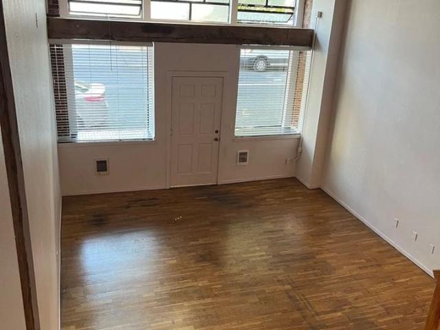 Apartment for rent in Chinatown, Portland