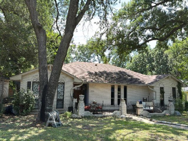 House for sale in Dallas, Dallas County