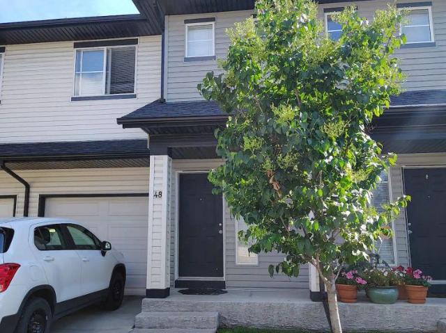 Townhouse for rent in Evergreen, Calgary