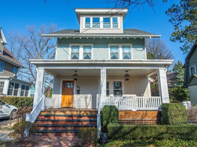 House for sale in Bloomfield, New Jersey