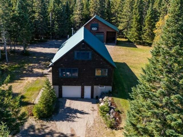 House for sale in Dallas Plantation, Rangeley
