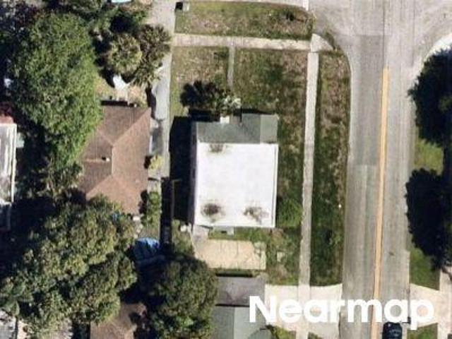 House for sale in Lake Park, Florida