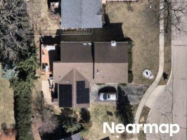 House for sale in Streamwood, Illinois