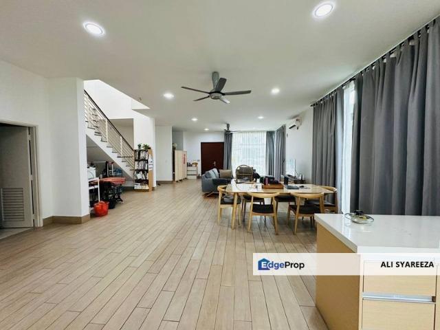 House for sale in Garden Residence, Sepang