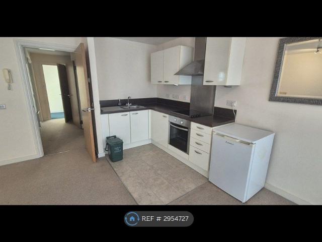 Apartment for rent in Higher Broughton, Salford