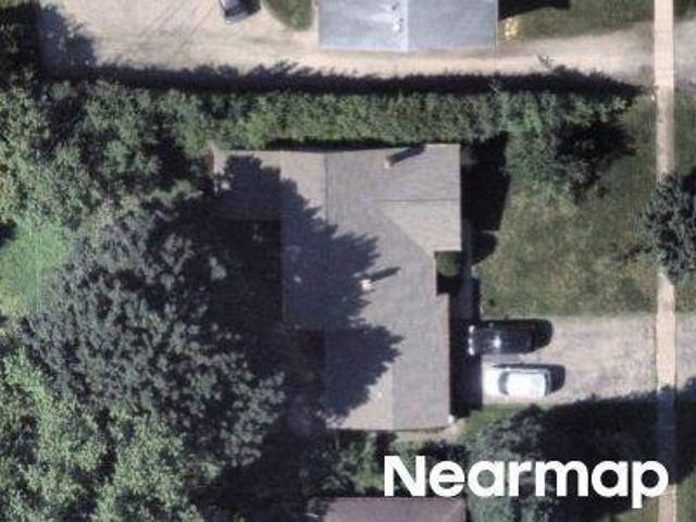 House for sale in Mchenry, Illinois