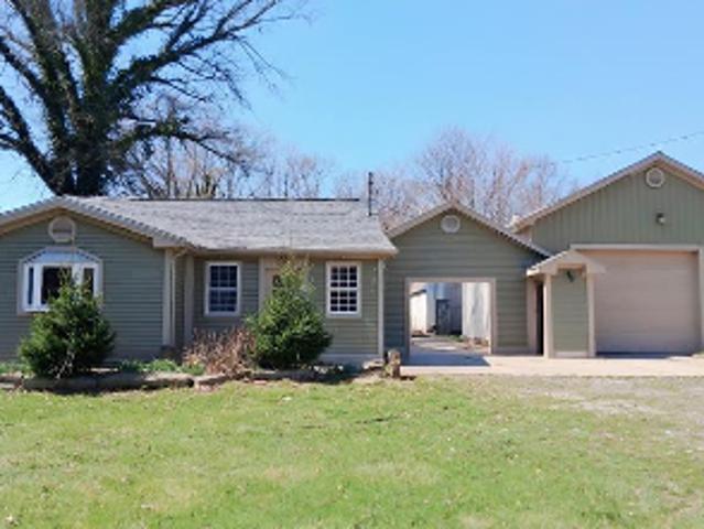 House for sale in New Bedford, Pennsylvania