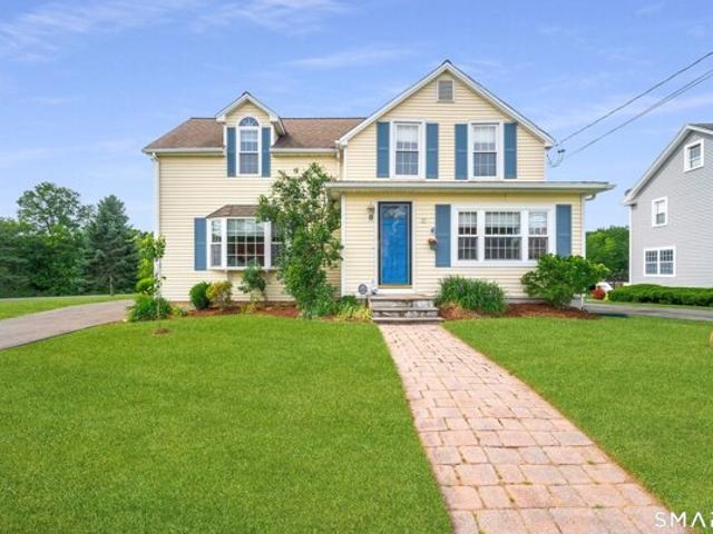 House for sale in Cromwell, Connecticut