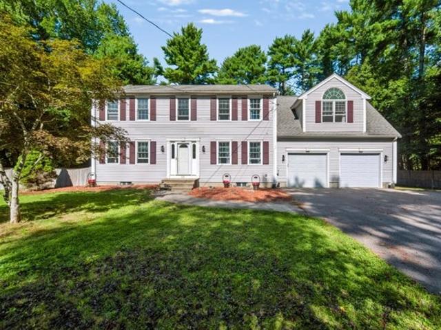 House for sale in Lakeville, Massachusetts