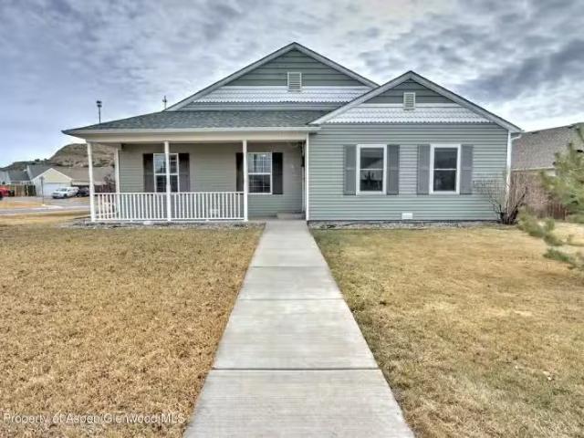 House for rent in Clifton