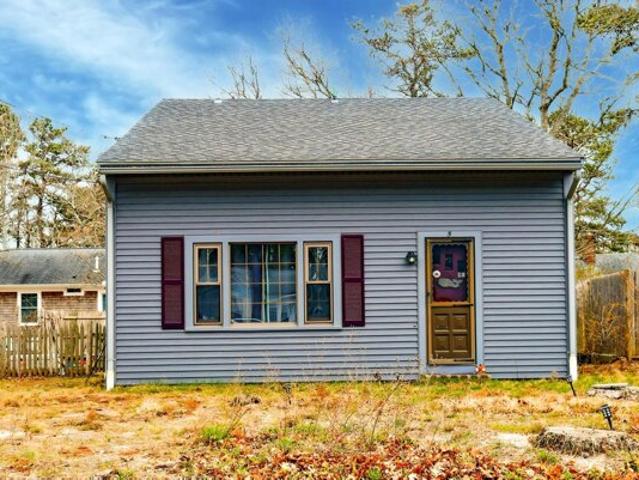 House for sale in South Yarmouth, Massachusetts